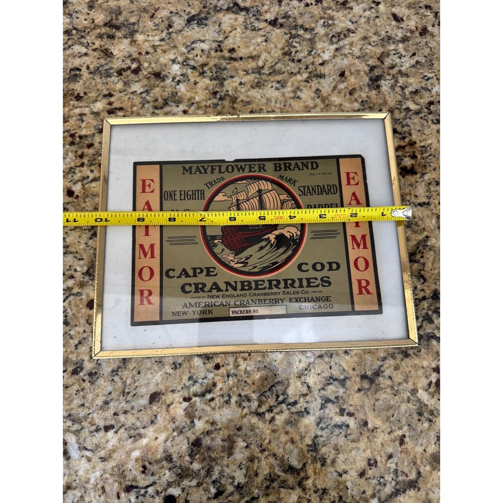 Vintage genuine NEW ENGLAND CRANBERRY label mayflower framed - Picture 7 of 9